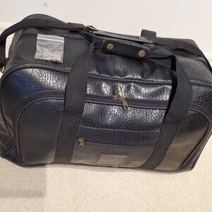 Black Molson Canadian Over Night Travel Luggage W/Locks - Travel Bag 20"x9" NEW!